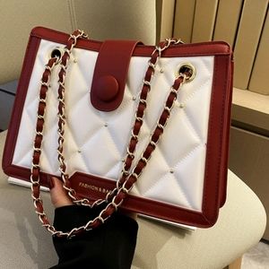 NWOT Chain Square Bag